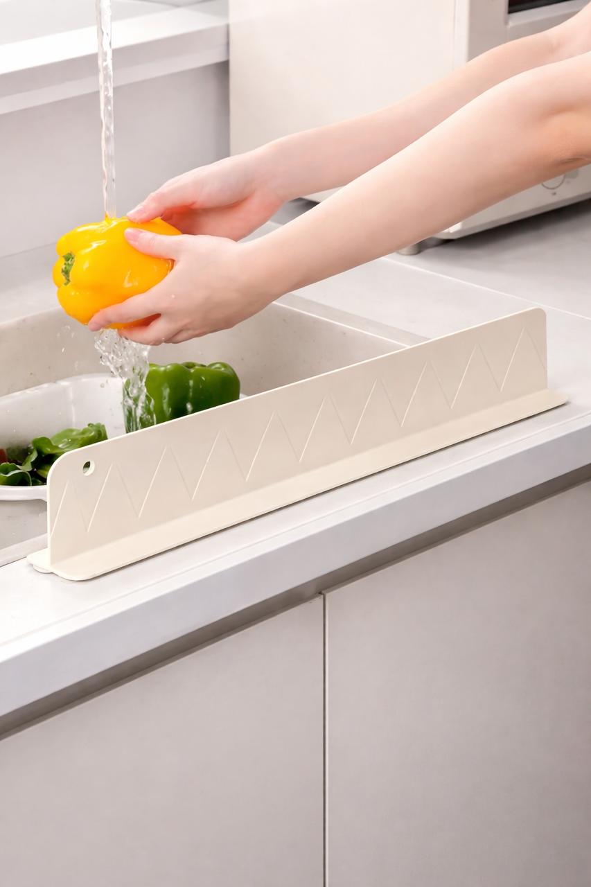 Universal Sink Water Splash Guard for Kitchen & Bathroom